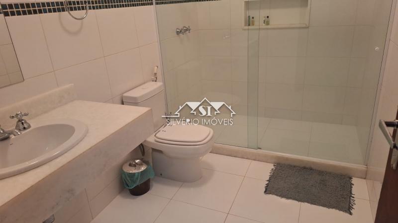 Casa à venda com 3 quartos, 350m² - Foto 38