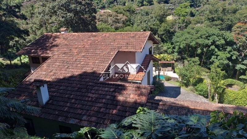 Casa à venda com 3 quartos, 350m² - Foto 3