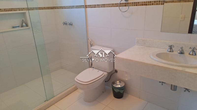 Casa à venda com 3 quartos, 350m² - Foto 41