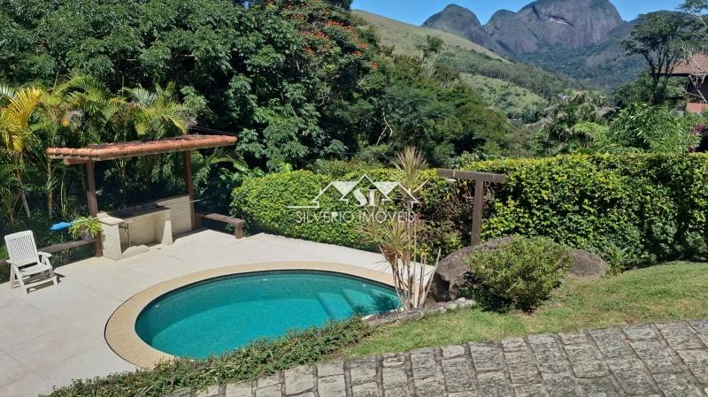 Casa à venda com 3 quartos, 350m² - Foto 30