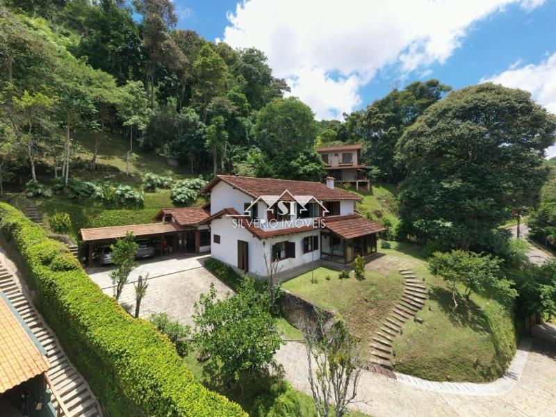 Casa em Araras - Petrópolis/RJ  - 3 Quartos