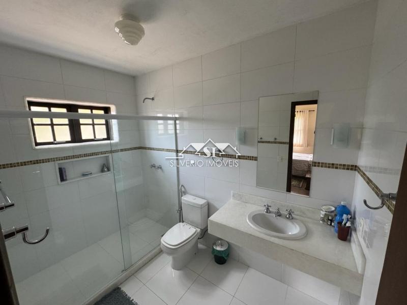 Casa à venda com 3 quartos, 350m² - Foto 46