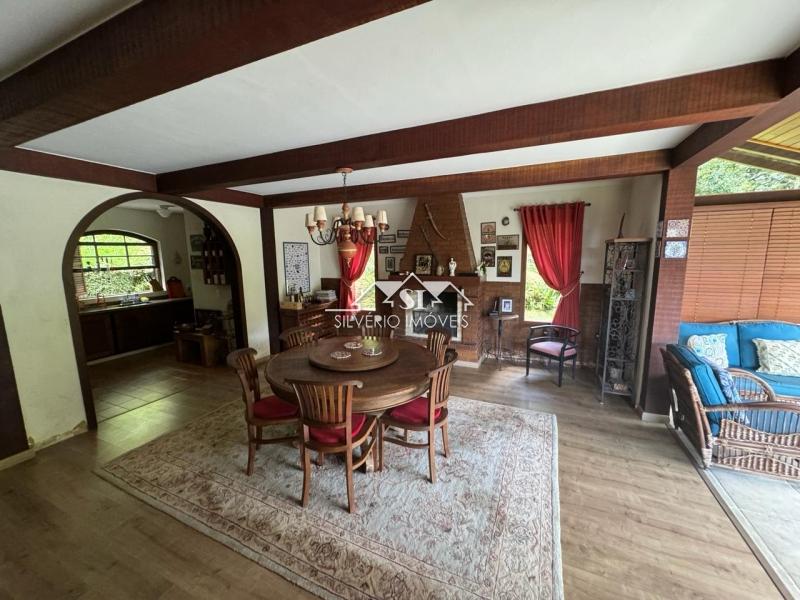 Casa à venda com 3 quartos, 350m² - Foto 48