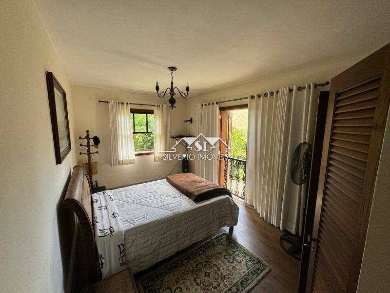 Casa à venda com 3 quartos, 350m² - Foto 49