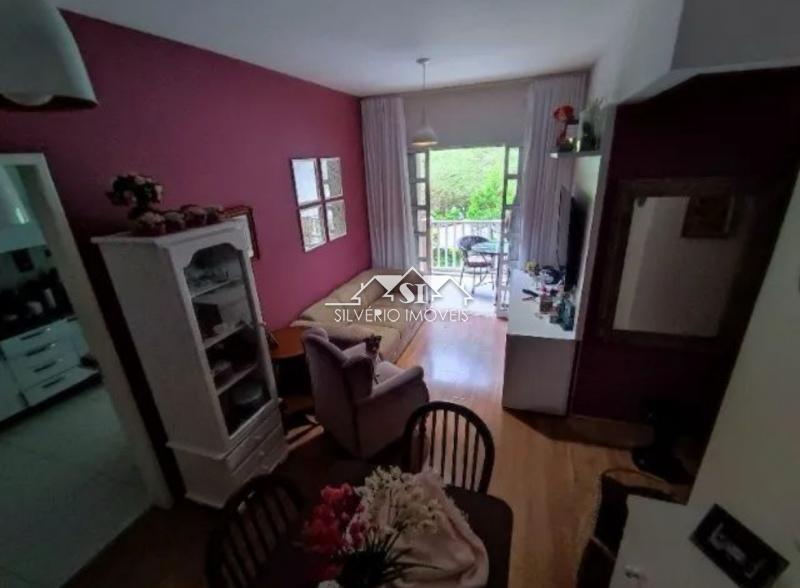 Apartamento à venda com 3 quartos, 76m² - Foto 4