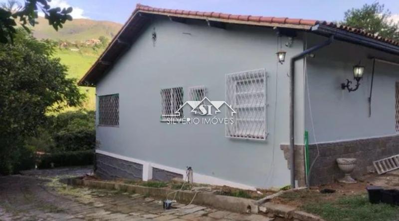 Chácara à venda com 5 quartos, 460m² - Foto 2
