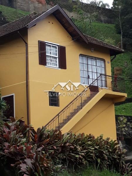Casa em Valparaíso - Petrópolis/RJ  - 3 Quartos
