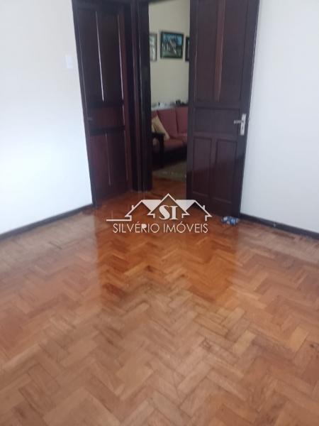 Casa à venda com 3 quartos, 75m² - Foto 9