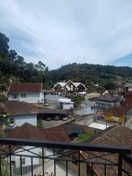 Casa à venda com 3 quartos, 75m² - Foto 8