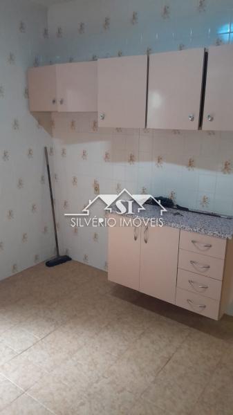 Casa à venda com 3 quartos, 75m² - Foto 13