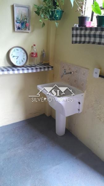 Casa à venda com 3 quartos, 75m² - Foto 19