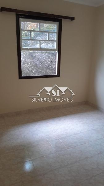 Casa à venda com 3 quartos, 75m² - Foto 12