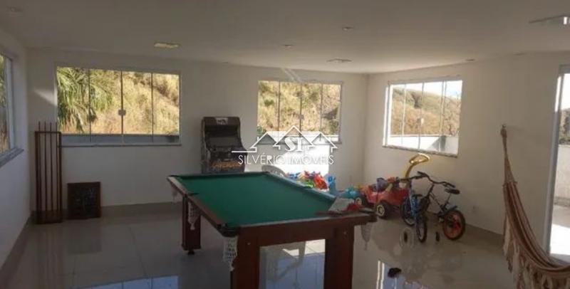 Casa à venda com 5 quartos, 180m² - Foto 9