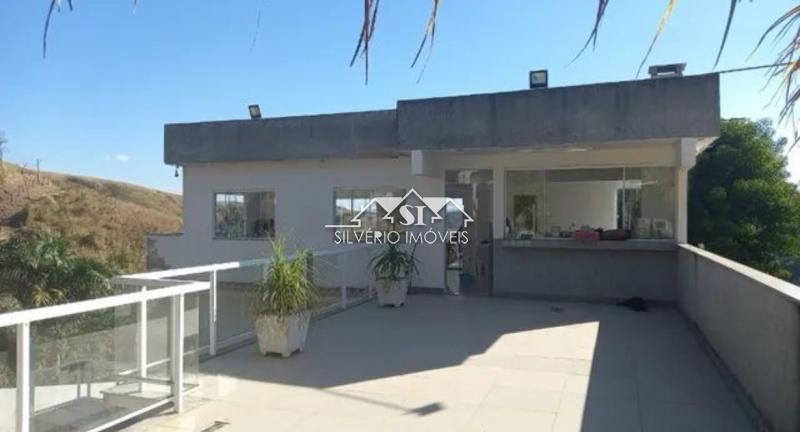 Casa à venda com 5 quartos, 180m² - Foto 11