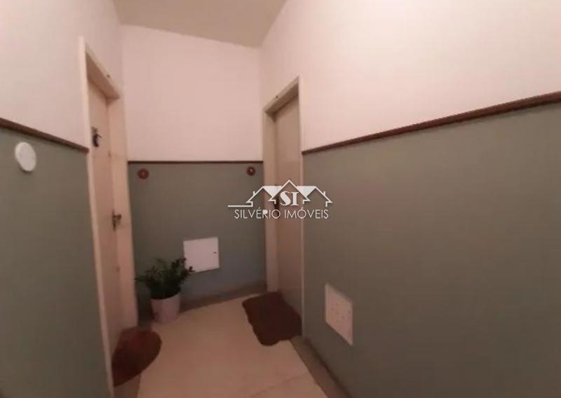 Apartamento à venda com 2 quartos, 75m² - Foto 9
