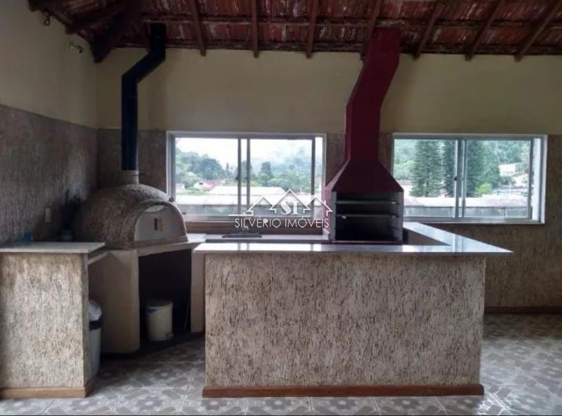 Apartamento à venda com 2 quartos, 75m² - Foto 11