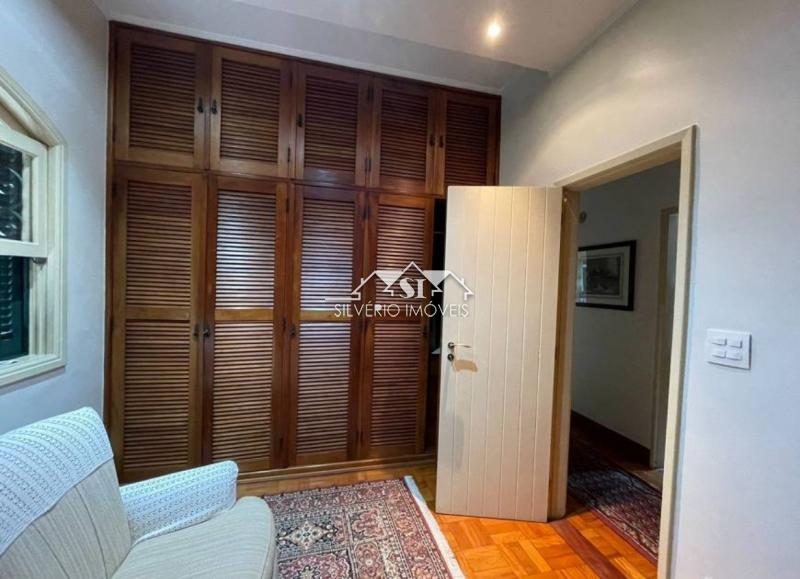Casa à venda e aluguel com 4 quartos, 270m² - Foto 10