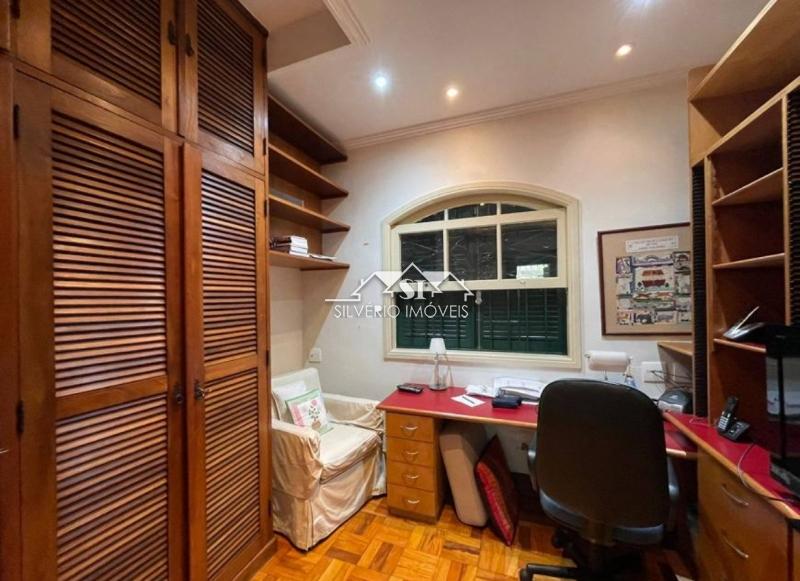 Casa à venda e aluguel com 4 quartos, 270m² - Foto 11