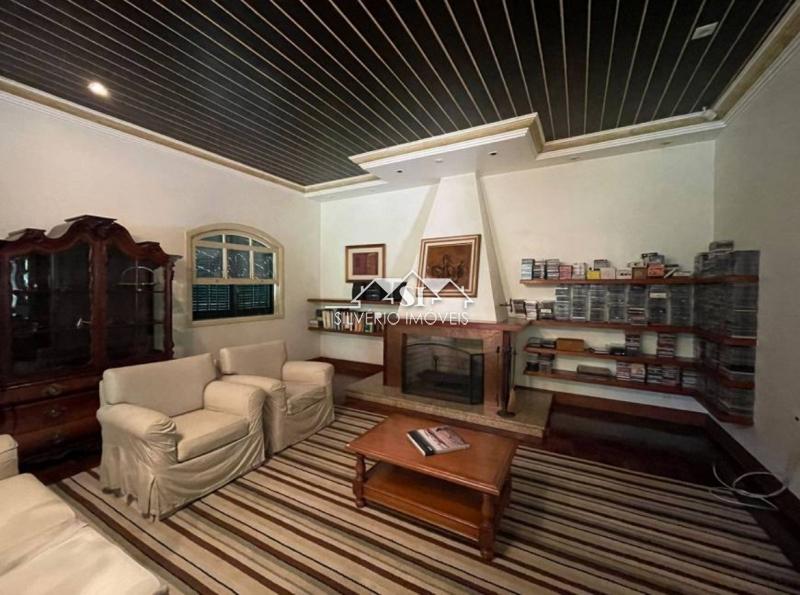 Casa à venda e aluguel com 4 quartos, 270m² - Foto 16