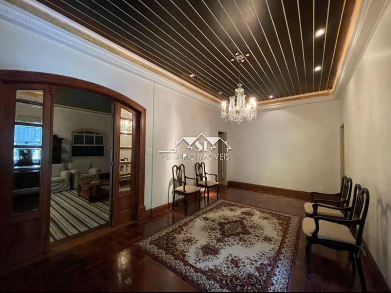 Casa à venda e aluguel com 4 quartos, 270m² - Foto 17