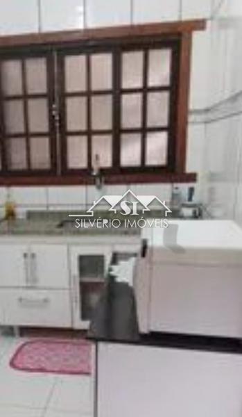 Casa à venda com 3 quartos, 185m² - Foto 5