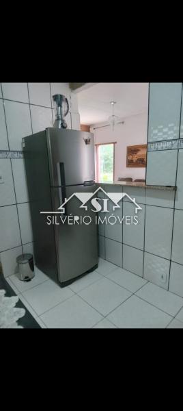 Casa à venda com 3 quartos, 185m² - Foto 11