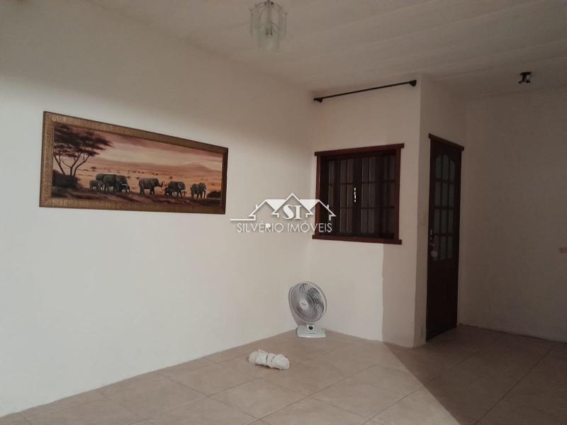 Casa à venda com 3 quartos, 185m² - Foto 19