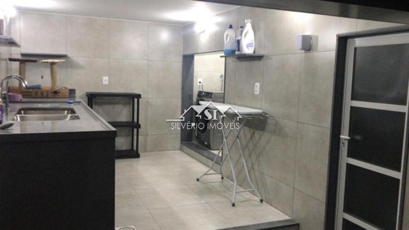 Casa à venda com 4 quartos, 400m² - Foto 15