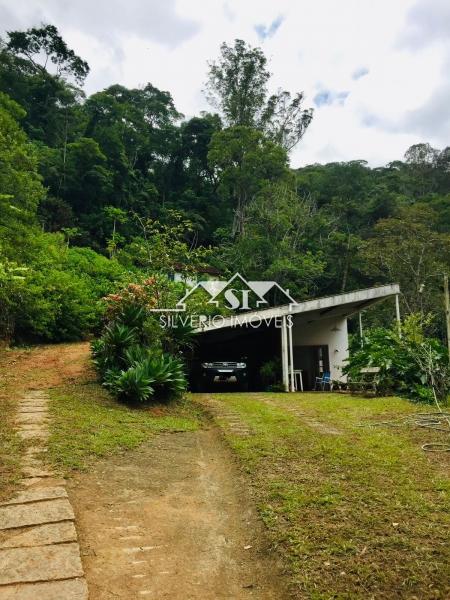 Sítio à venda com 5 quartos, 1m² - Foto 2