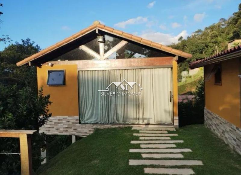 Casa à venda com 2 quartos, 130m² - Foto 9