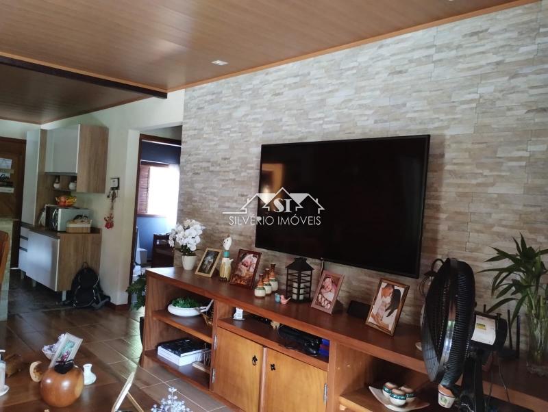 Casa à venda com 2 quartos, 130m² - Foto 12
