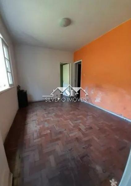 Casa à venda com 6 quartos, 250m² - Foto 16