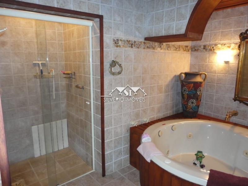 Casa à venda com 9 quartos, 500m² - Foto 9