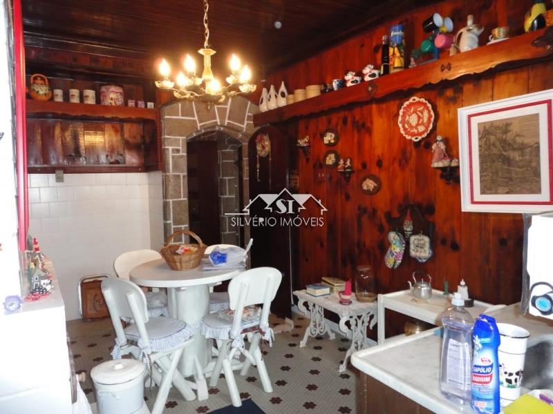 Casa à venda com 9 quartos, 500m² - Foto 14