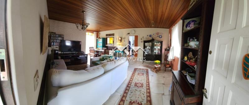 Casa à venda com 3 quartos, 114m² - Foto 14