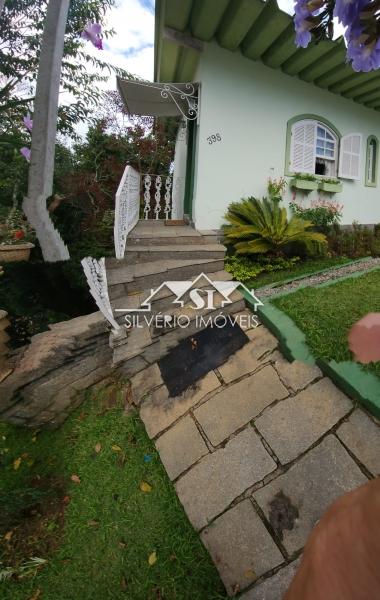 Casa à venda com 3 quartos, 114m² - Foto 3