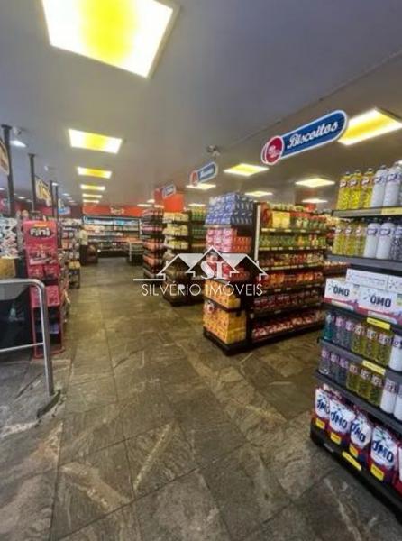 Ponto Comercial em Castrioto - Petrópolis/RJ 