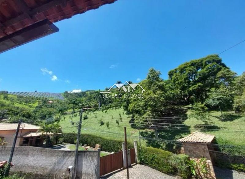 Casa à venda com 3 quartos, 165m² - Foto 9