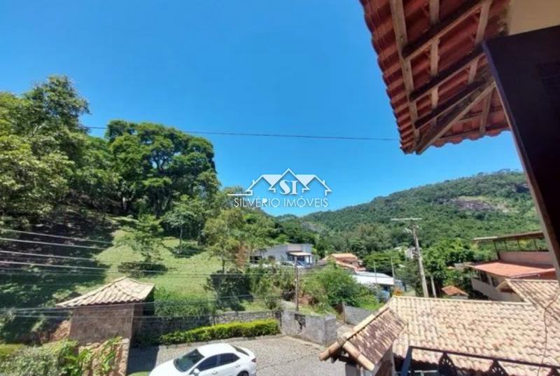 Casa à venda com 3 quartos, 165m² - Foto 8