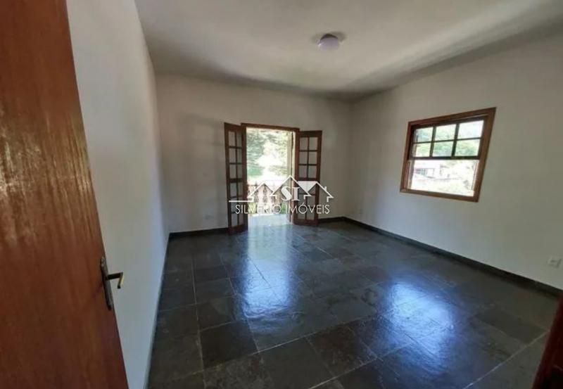 Casa à venda com 3 quartos, 165m² - Foto 3