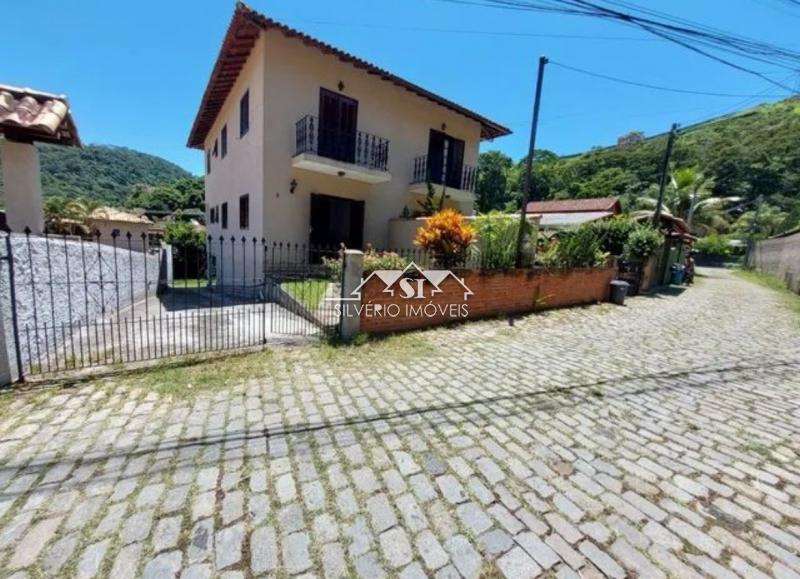 Casa em Posse - Petrópolis/RJ  - 3 Quartos