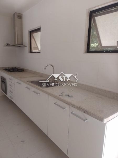 Terreno à venda com 3 quartos, 152m² - Foto 9