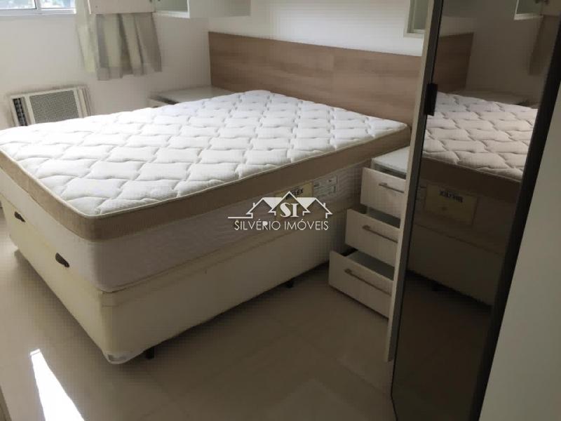 Apartamento à venda com 2 quartos, 85m² - Foto 9