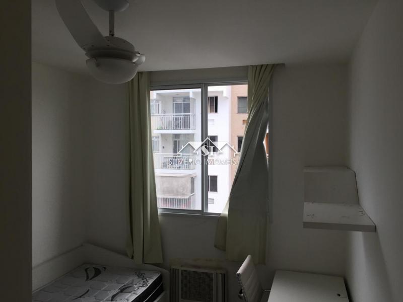 Apartamento à venda com 2 quartos, 85m² - Foto 13