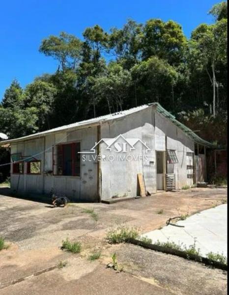 Casa à venda com 2 quartos, 130m² - Foto 4