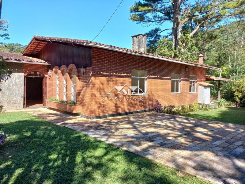 Casa à venda e aluguel com 3 quartos, 153m² - Foto 2
