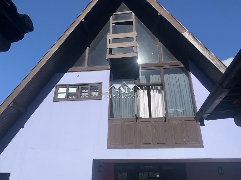 Casa à venda com 4 quartos, 270m² - Foto 3
