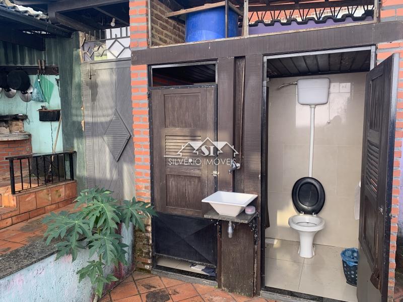 Casa à venda com 4 quartos, 270m² - Foto 10