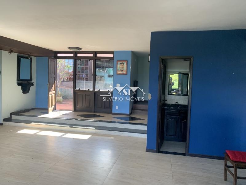 Casa à venda com 4 quartos, 270m² - Foto 20