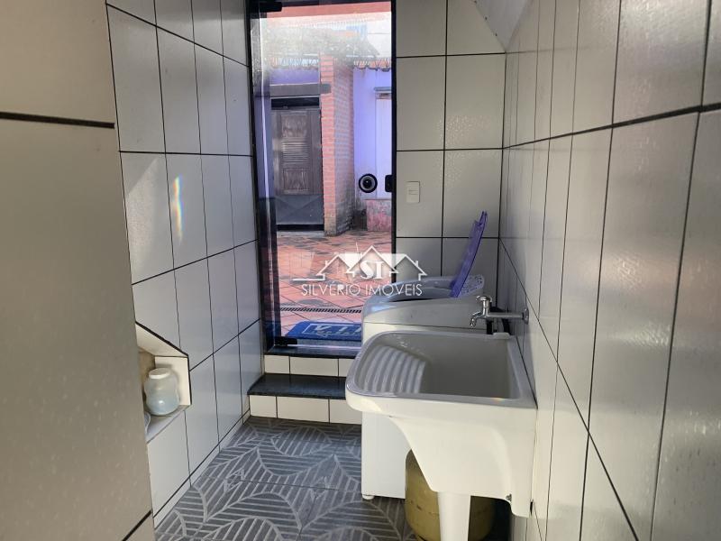 Casa à venda com 4 quartos, 270m² - Foto 21